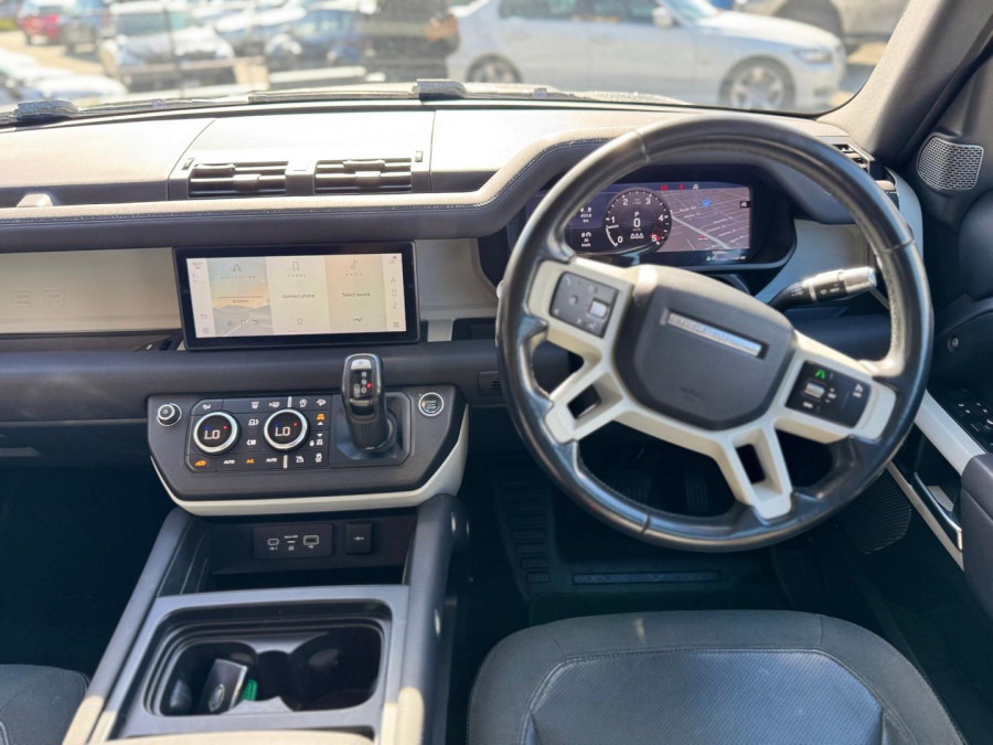 2020 Land Rover Defender L663 110 D240 SE SUV Image 11