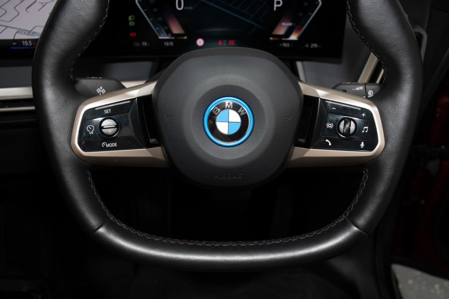 2022 BMW iX xDrive40 Sport SUV Image 16