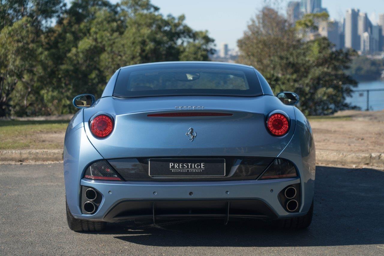 2011 Ferrari California Convertible Image 4