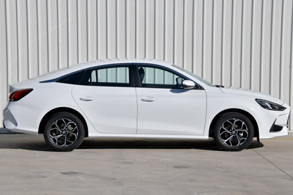 2024 MG MG5 AP32 Vibe Sedan Image 5