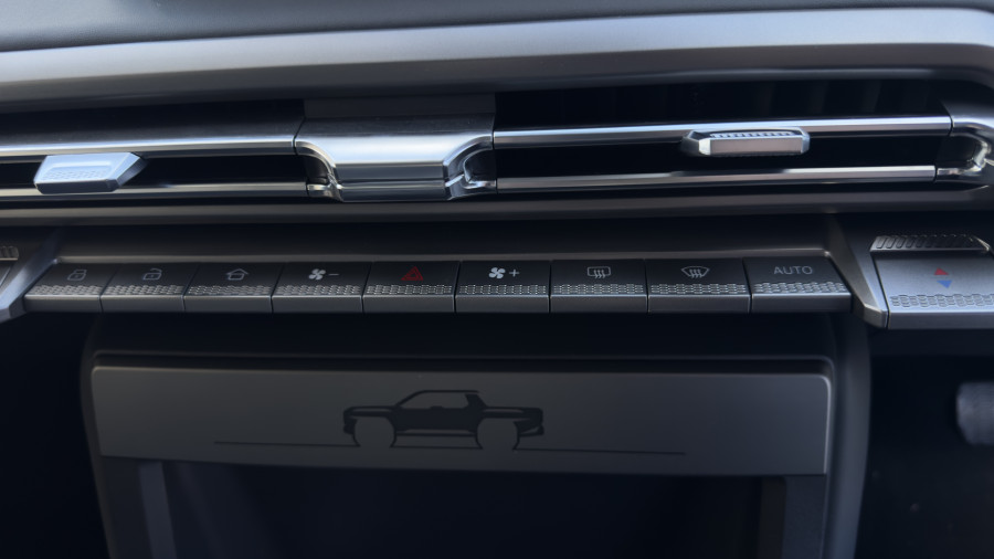 2025 LDV Terron 9 EKK1C Evolve Ute Image 21
