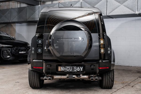2026 Land Rover Defender L663 110 P425 X SUV image 5