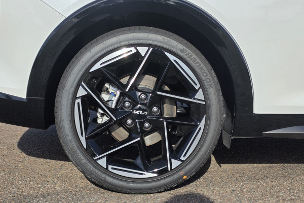 2025 MY26 Kia K4 CL4m GT-Line Hatch Image 4