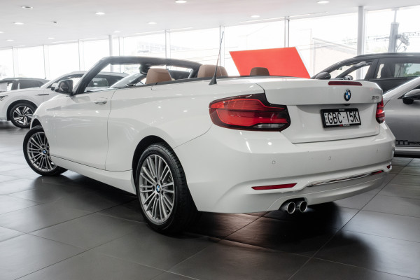 2019 MY18 BMW 2 Series 220i M Sport Convertible image 3
