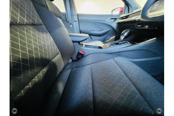 2026 MY25.5 MG MG3 ZP22 Essence Hybrid+ Hatch Image 5