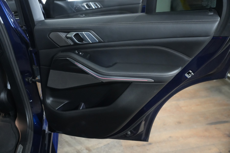 2021 BMW X5 M50i SUV Image 36