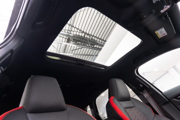 2025 Audi RS 3 GY  Hatch image 16