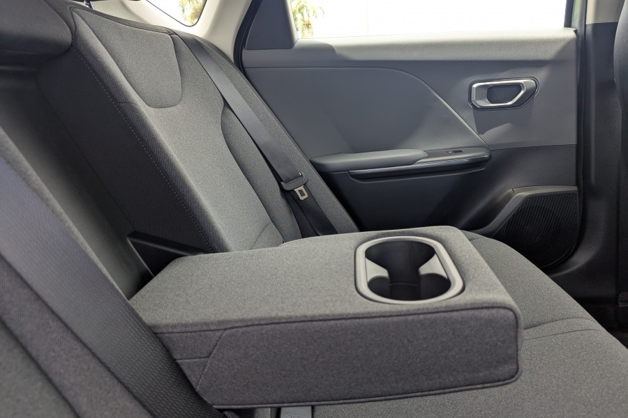 2025 Kia K4 CL4m S Sedan Image 20