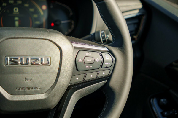 2026 MY25.5 Isuzu MU-X RJ LS-T SUV Image 12
