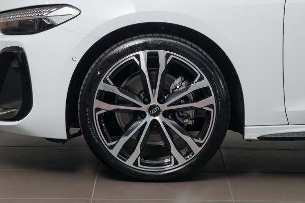 2025 Audi A5 B10 TFSI 200kW S line Sedan image 19