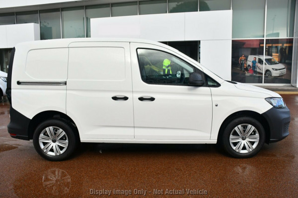 2026 Volkswagen Caddy 5 TDI320 SWB Van Image 16