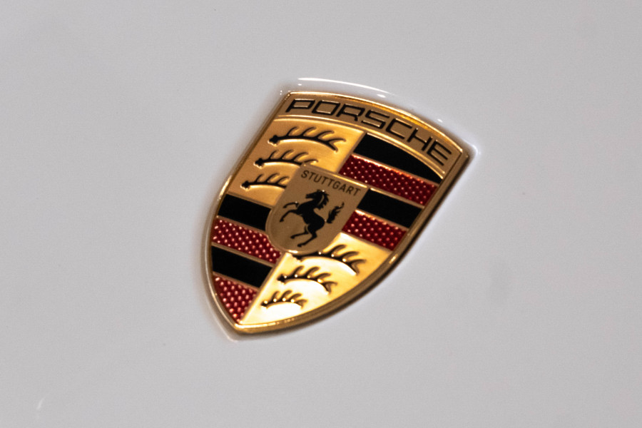 2025 Porsche Cayenne E-Hybrid SUV