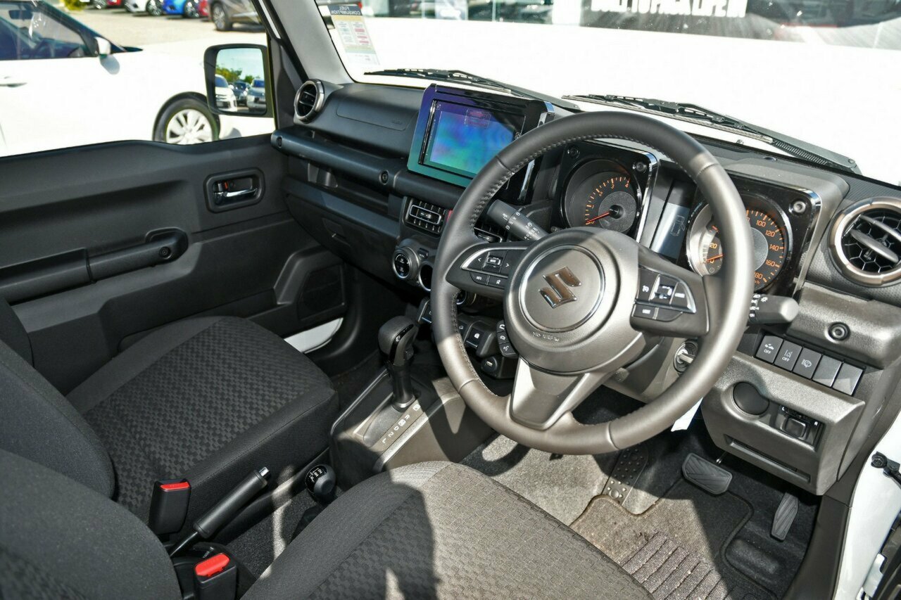 2019 Suzuki Jimny JB74 GLX Coupe Image 6