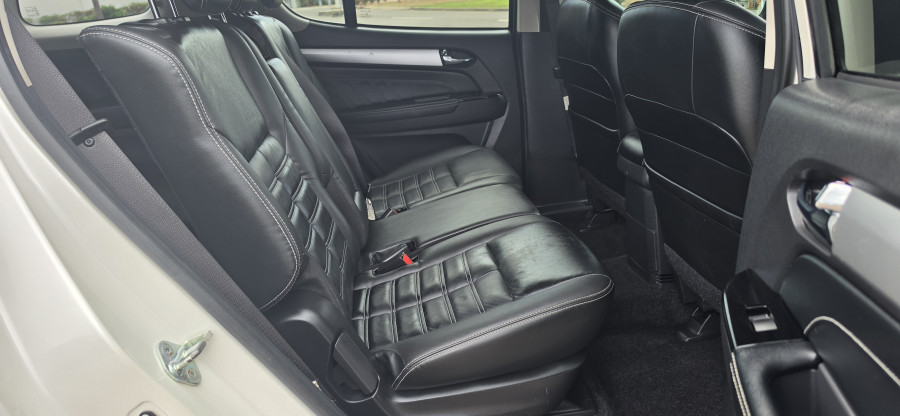 2018 Isuzu MU-X LS-T SUV Image 14