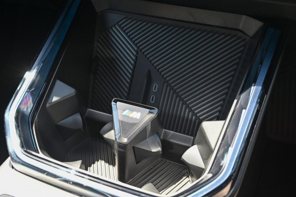 2025 BMW X3 G45 20 xDrive SUV image 17
