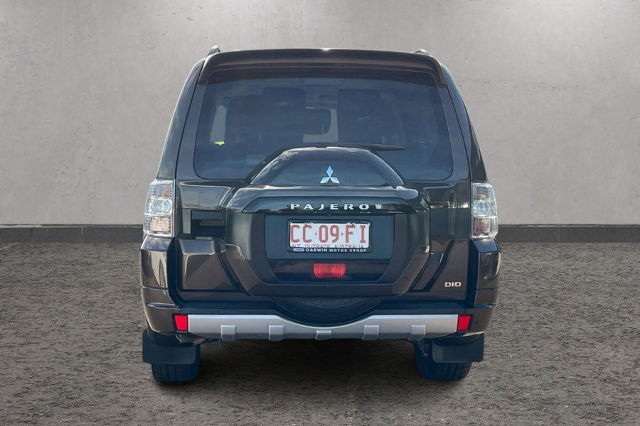 2017 Mitsubishi Pajero NX GLX SUV Image 8