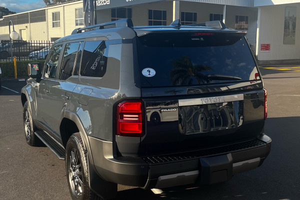 2025 MY24 Toyota LandCruiser Prado GDJ251R GXL SUV Image 4