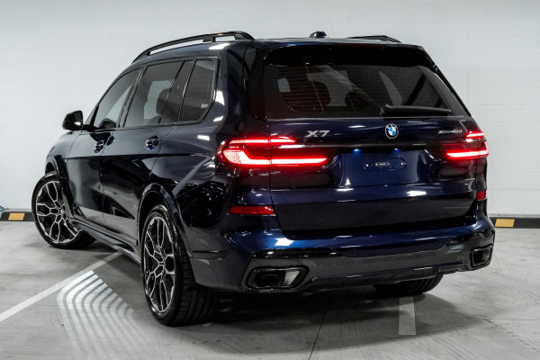 2025 BMW X7 G07 LCI xDrive40d M Sport SUV image 2