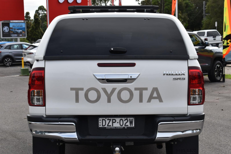 2018 Toyota HiLux  SR5 Double Cab Pick Up Image 14