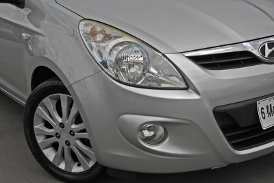 2011 Hyundai I20 PB MY11 Premium Hatchback Image 2