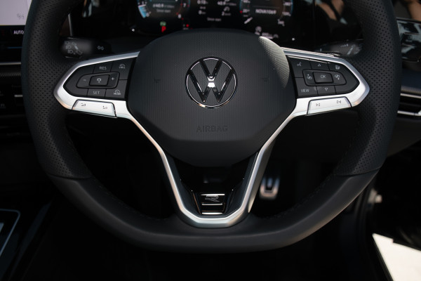 2026 Volkswagen Golf 8.5 110TSI R-Line Hatch Image 12