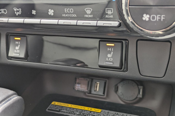 2020 Toyota RAV4 AXAH54R Cruiser SUV Image 17