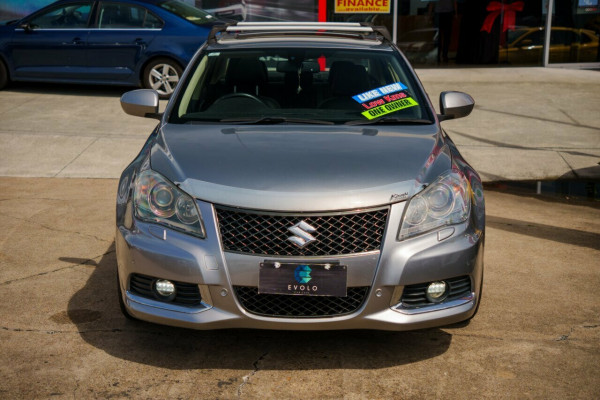 2013 Suzuki Kizashi FR Prestige Sedan Image 5