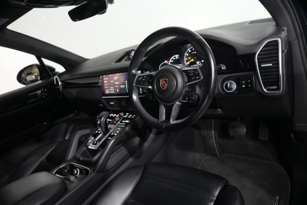 2018 Porsche Cayenne E-Hybrid SUV Image 11