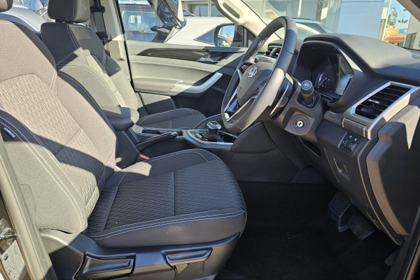 2026 MY25 LDV T60 SK8C Max PRO Ute Image 11