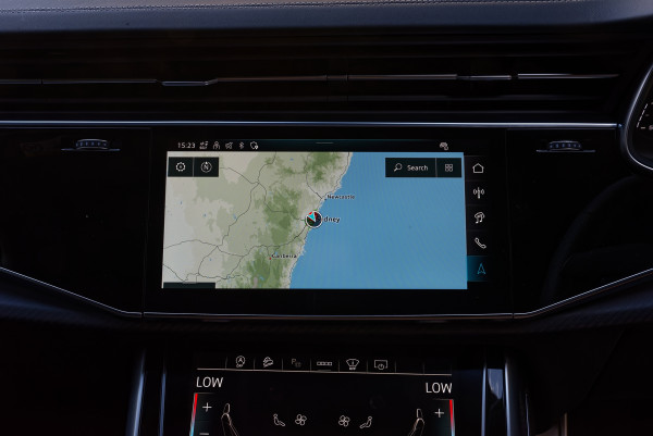 2026 MY25 Audi SQ7 4M TFSI SUV image 10