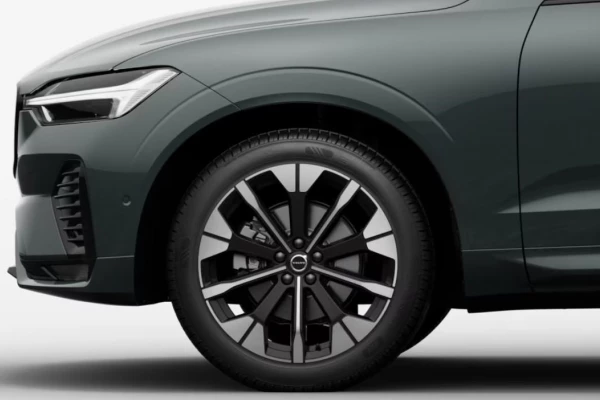 2026 Volvo XC60 UZ Ultra B5 Dark SUV Image 8