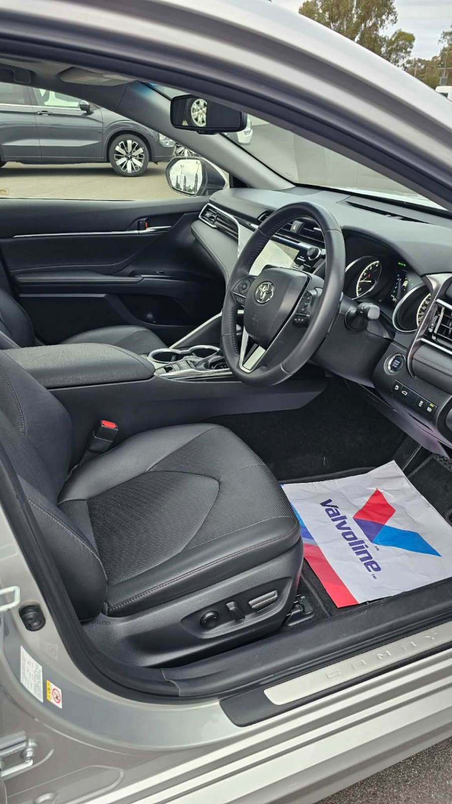2018 Toyota Camry AXVH71R SL Sedan Image 12