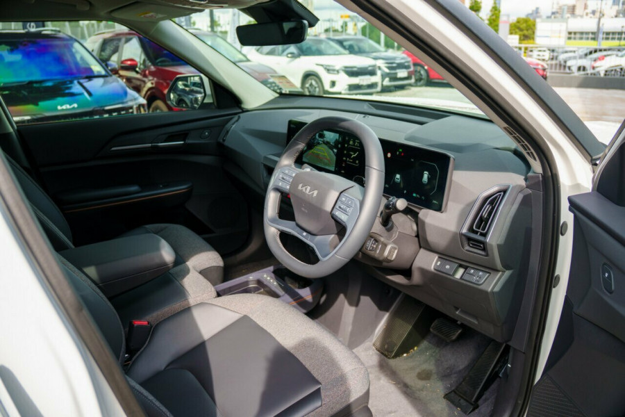 2026 Kia EV5 OVc Air Standard Range SUV Image 16