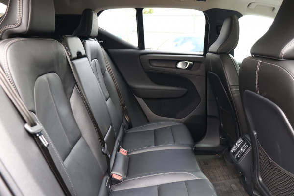 2019 Volvo Xc40 (No Series) MY20 T4 Momentum Suv