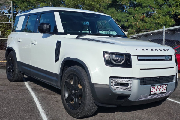 2020 MY21 Land Rover Defender L663 110 D300 SE SUV Image 2