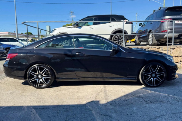 2015 Mercedes-Benz E-Class C207 E250 Coupe Image 7