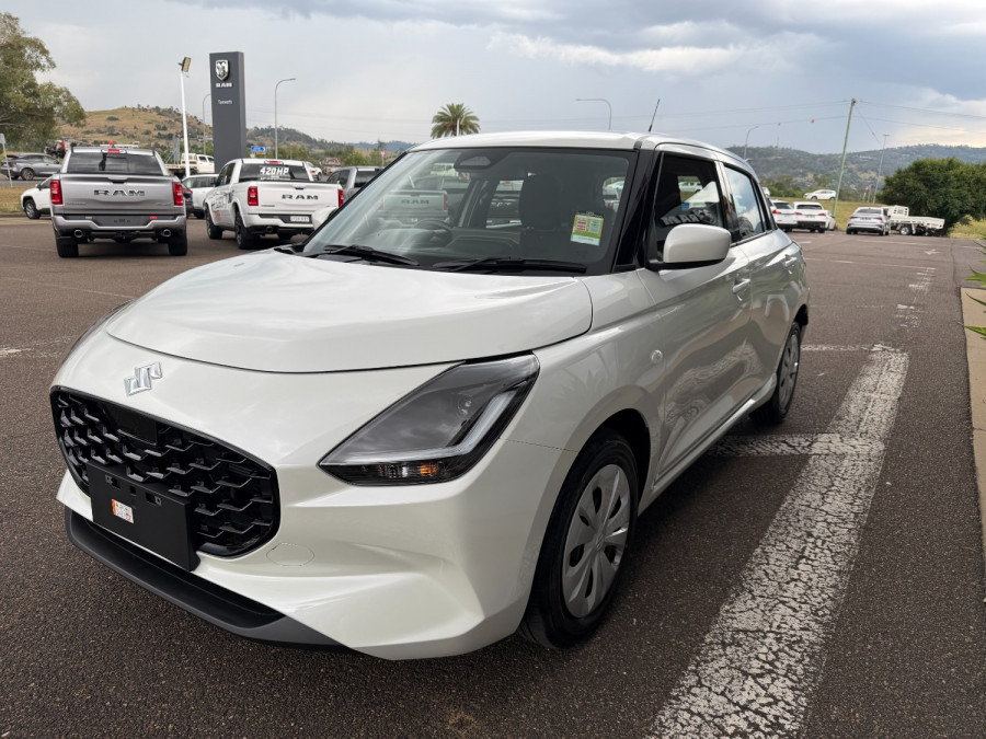 2025 Suzuki Swift Hybrid Hybrid SUV Image 5