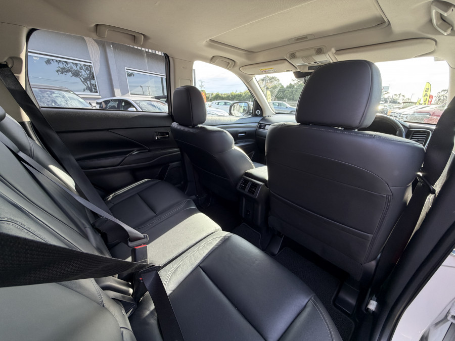 2019 MY20 Mitsubishi Outlander ZL Exceed SUV Image 16
