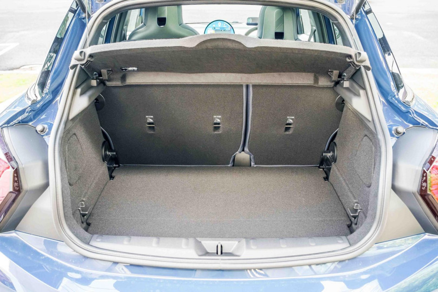 2025 MINI Cooper F65 C Favoured Hatch