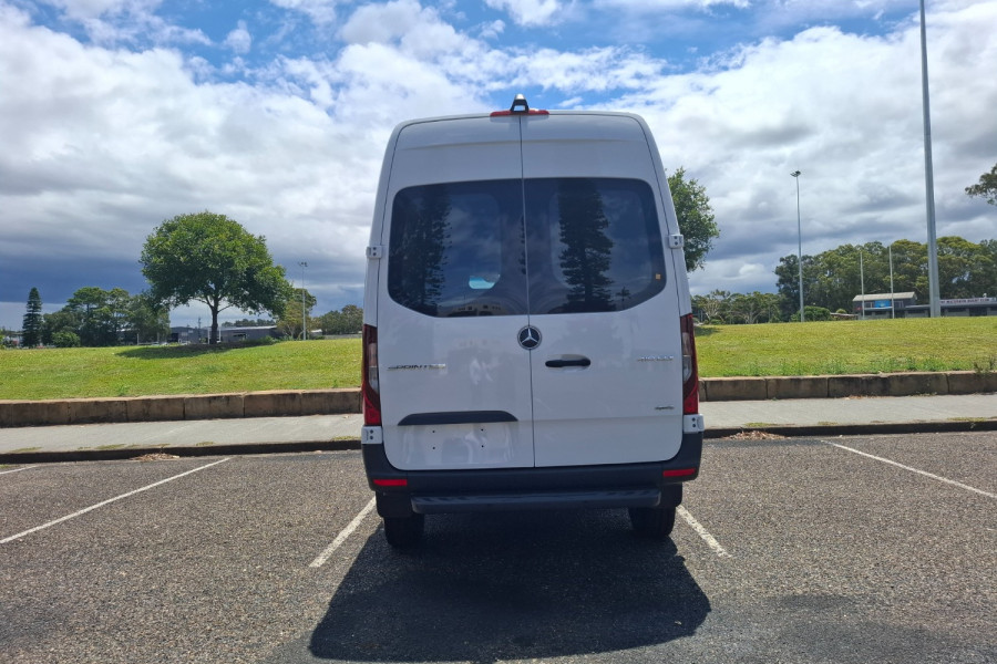 2024 Mercedes-Benz Sprinter VS30 419CDI Van Image 6