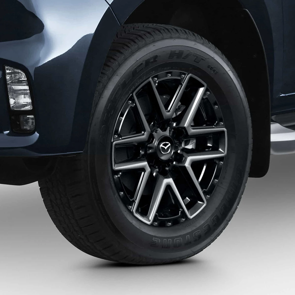 17 INCH BRONZE MACHINED ALLOY WHEEL