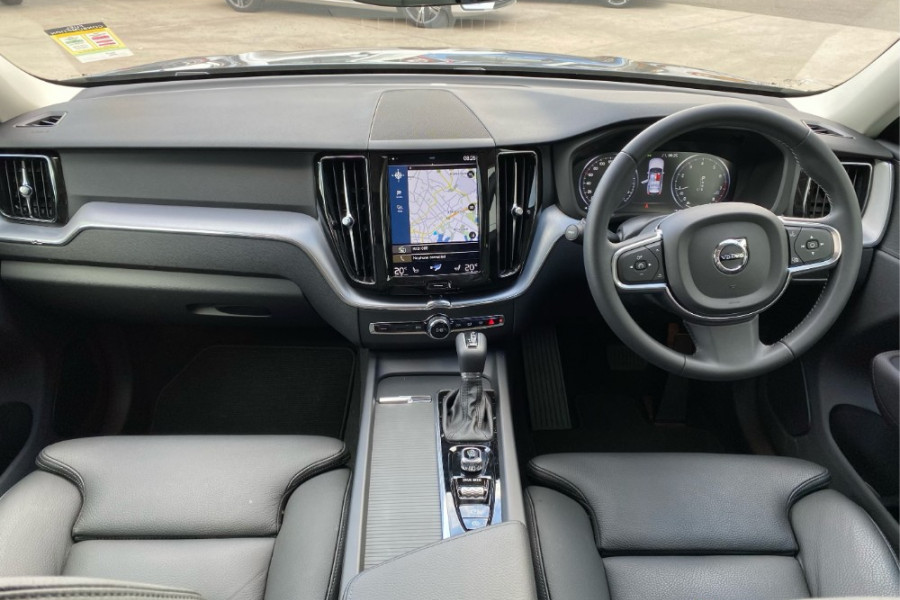 2020 Volvo XC60 UZ T5 Momentum Suv Image 14