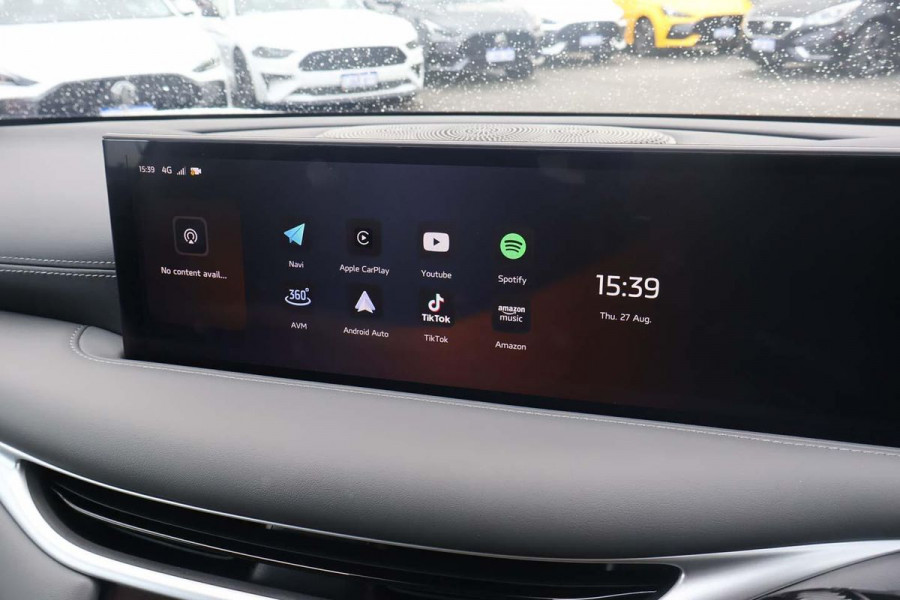 2025 MG IM5 P12L Premium Hatch Image 13