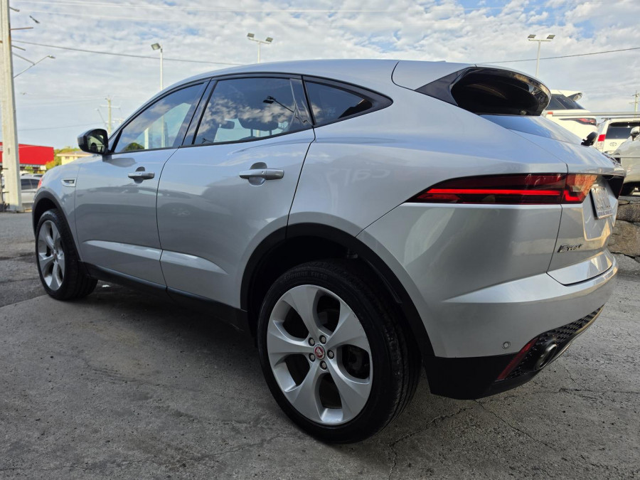 2018 Jaguar E-PACE X540 D240 HSE SUV Image 9