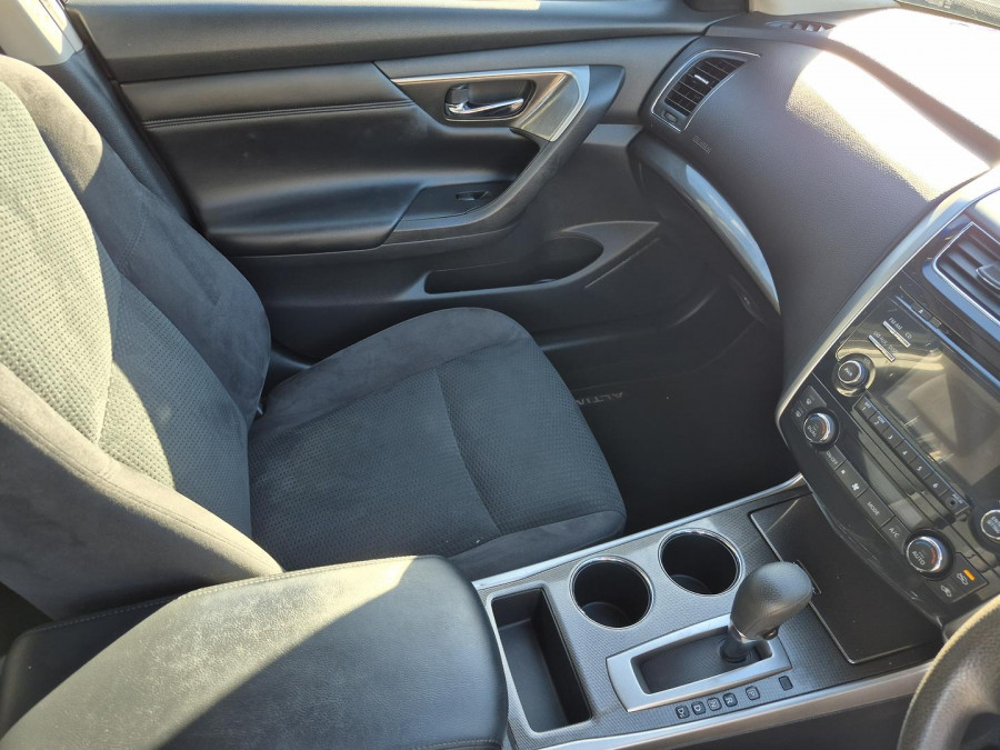 2016 Nissan Altima L33 ST Sedan Image 21