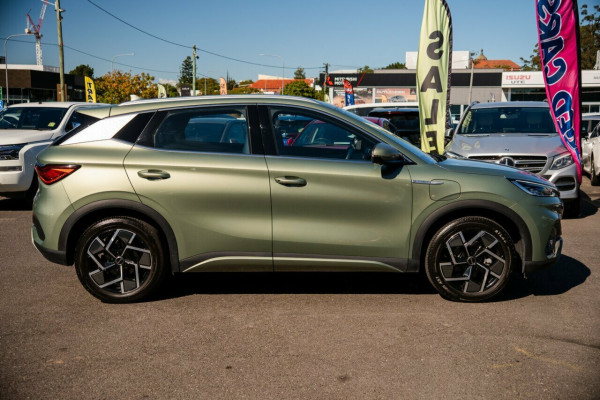 2023 BYD ATTO 3 Extended SUV Image 4