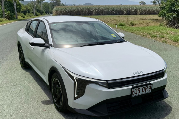 2025 Kia K4 CL4m Sport Sedan Image 1