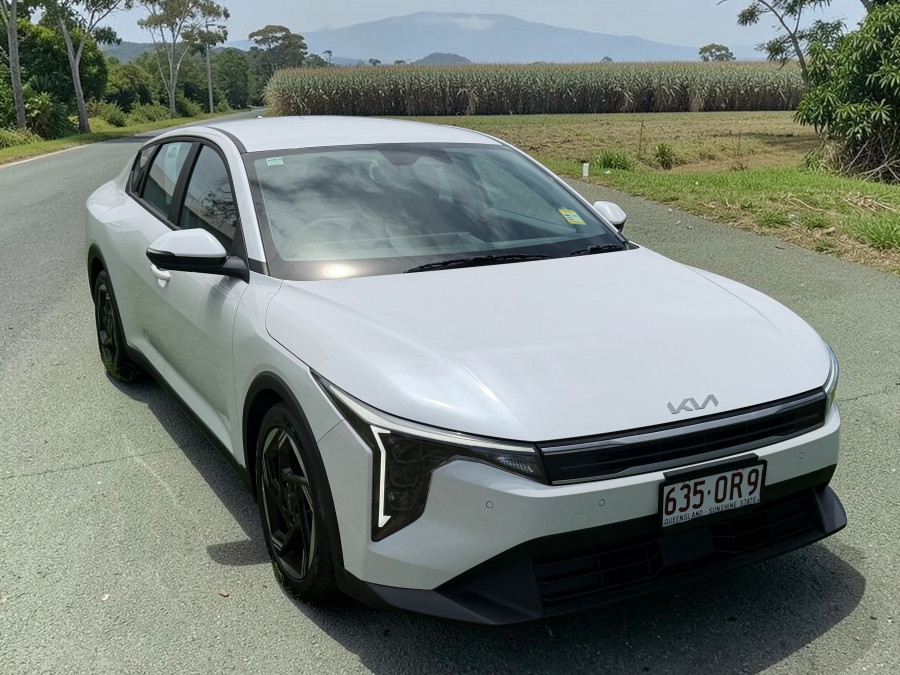 2025 Kia K4 CL4m Sport Sedan Image 1