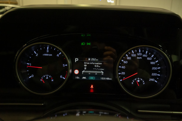 2023 Kia Carnival KA4 Special Edition People Mover image 21