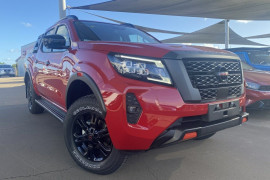 Nissan Navara PRO-4X D23